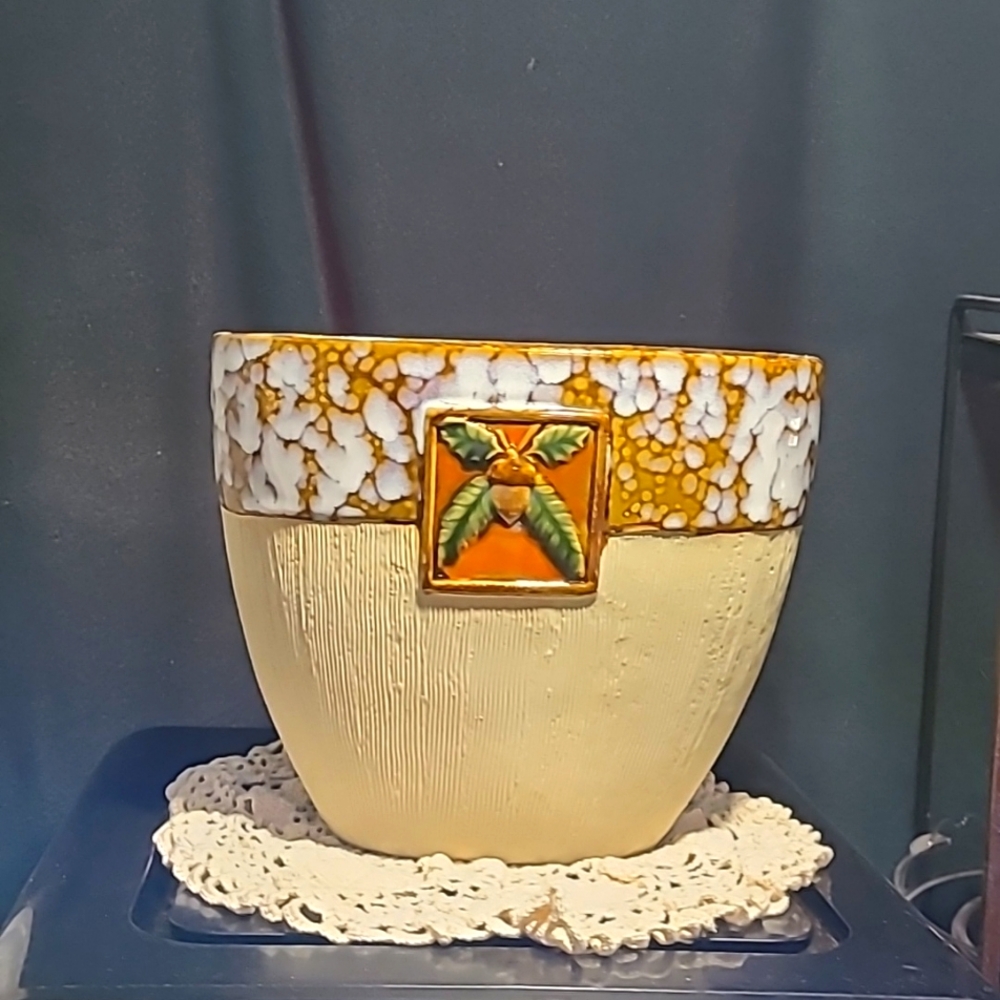 Island Tropic Ceramic Planter